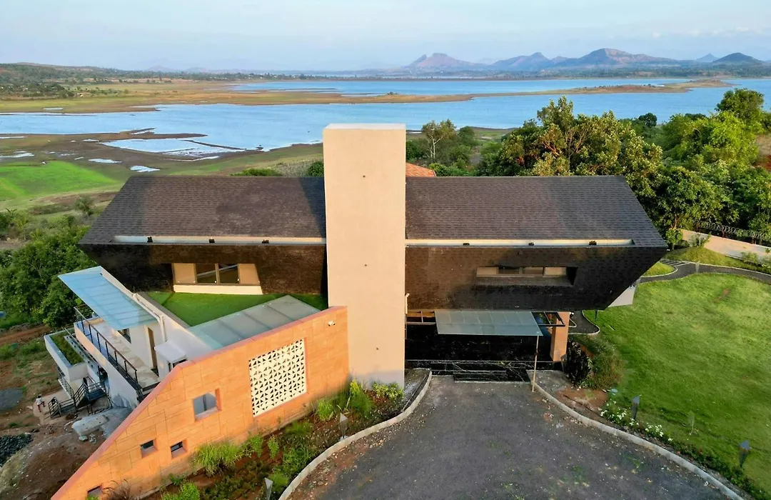 Stayvista'S Pearl Lakeview Mansion - 5Bhk Lake-View Villa With Infinity Pool-1